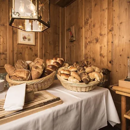 Готель Posthotel Ароза