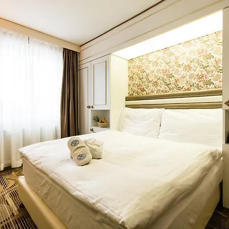 Posthotel Hotel 4*